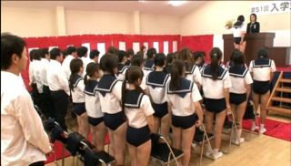 [DVDES-403] - Japan JAV - Gym Short School Entrance Ceremony - A New Start In Gym Shorts All The Precious And Shy New S*****ts -