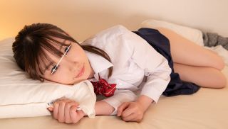 [HUNTB-125] - Sex JAV - \"Should I Be A Girlfriend For My Step-brother?\" Parents Get Remarried And Now I Suddenly Have A Cute And Kind Step-sister Right Here At Home.