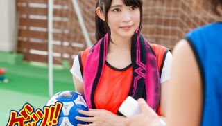 [GETS-062] - JAV Online - Erokawa&#039;s Wife Who Sweats With The Futsal Team Crawls Quickly Bastard Cum Shot!18 People 5 Hours