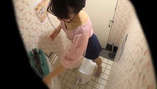 [PYM-322] - JAV Online - Arcade Female Toilet Sneak Shot Sudden Estrus Masturbation