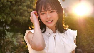 [FSDSS-509] - Japan JAV - FSDSS-509 Rookie Shyness and Intercourse 20 Years Old Ran Kamiki AV Debut