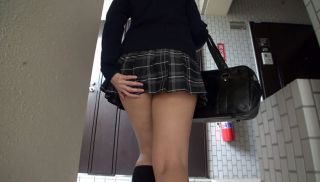 [BUBB-120] - HD JAV - BUBB-120 Stairs School Girls I Want To See The Panties That Bite Into The Cracks Of Developing School Girls And Make This Shape Stand Out.