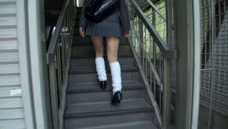[BUBB-124] - Porn JAV - BUBB-124 You Can See The Difference Between The Stairs School Girls White Pants! I Love White! Hen