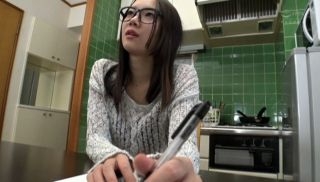 [EMRD-097] - JAV Video - A Geeky Otaku Glasses Girl Came, So I Tried AV Shooting From The Flow From The Interview 7 Miyuki M