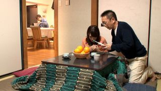 [VRTM-213] - Hot JAV - Touching The Quiet Wife Of Co ○ Ma In The Kotatsu Love Juice Overflowing Enough To Pull The Thread!