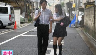 [HND-898] - JAV Full - Rain Shelter Wet See-through Uniform J ● The Old Man Gets Wet And Seeded Press Hinata Koizumi