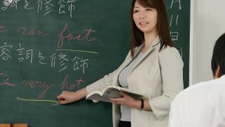 [IQQQ-21] - XXX JAV - Chisato Shoda, A Married Woman Teacher Who Gets 10 Times Wet In A Cum Class Where She Can&#39;t Mak