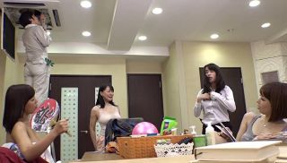 [SW-425] - JAV Xvideos - Broken Air Conditioning Of Women&#39;s Limited Share House, Ji ○ Port But The Head With A Sweaty Br